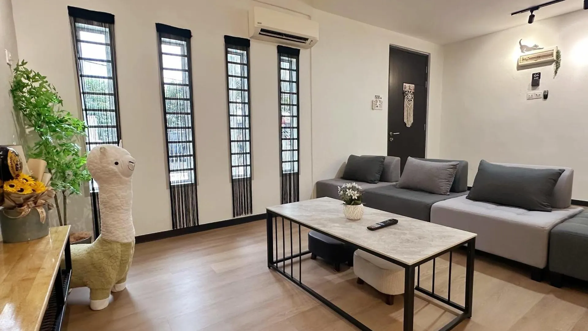 Modern Casual Style Haus 4Room'''''Alma 大山脚 马来西亚